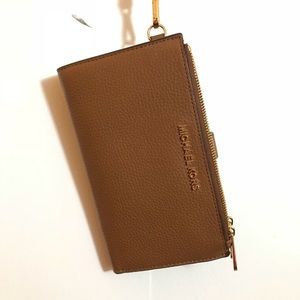Michael Kors hold everything wristlet